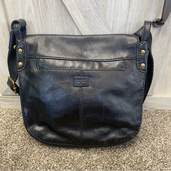 Fossil Legacy Black Pebbled Leather saddle messenger bag purse shoulder - Picture 11 of 16